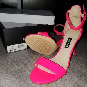 NINE WEST MANA ANKLE STRAP HEELED SANDALS - PINK PATENT